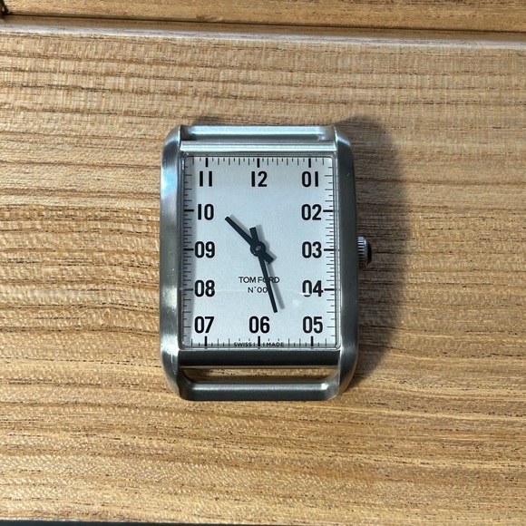 Tom Ford 001 40mmx27  Watch & Strap - Picture 6 of 7